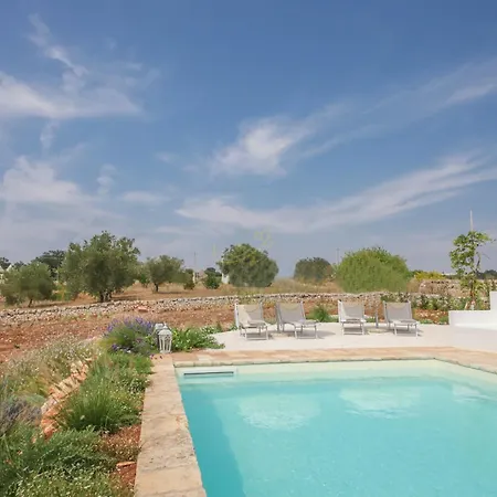 Td Trulli Perla Bianca Trulli With Pool & Vineyard