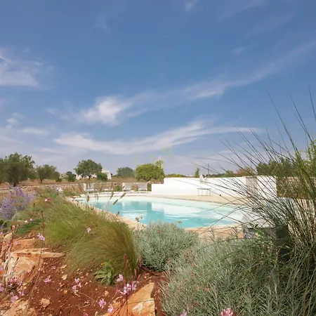 Td Trulli Perla Bianca Trulli With Pool & Vineyard * Martina Franca