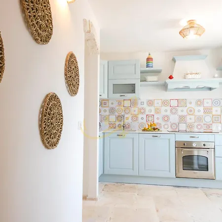 Holiday home Td Trulli Perla Bianca Trulli W Pool Vineyards
