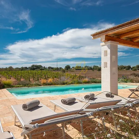 Holiday home Td Trulli Perla Bianca Trulli W Pool Vineyards