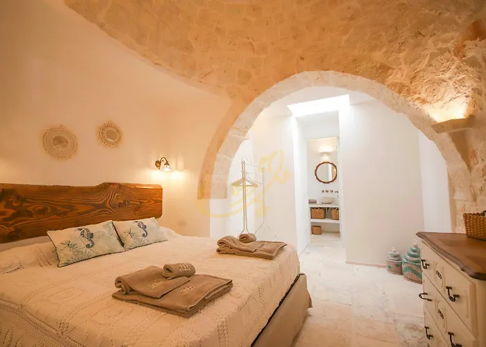 Td Trulli Perla Bianca Trulli W Pool Vineyards *