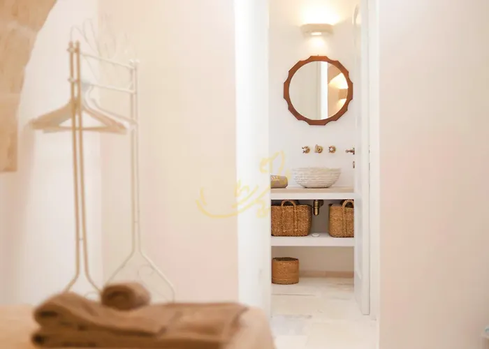 Td Trulli Perla Bianca Trulli W Pool Vineyards *